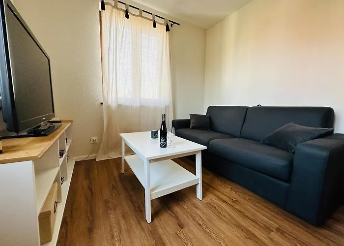 2 Pieces Lejlighed *